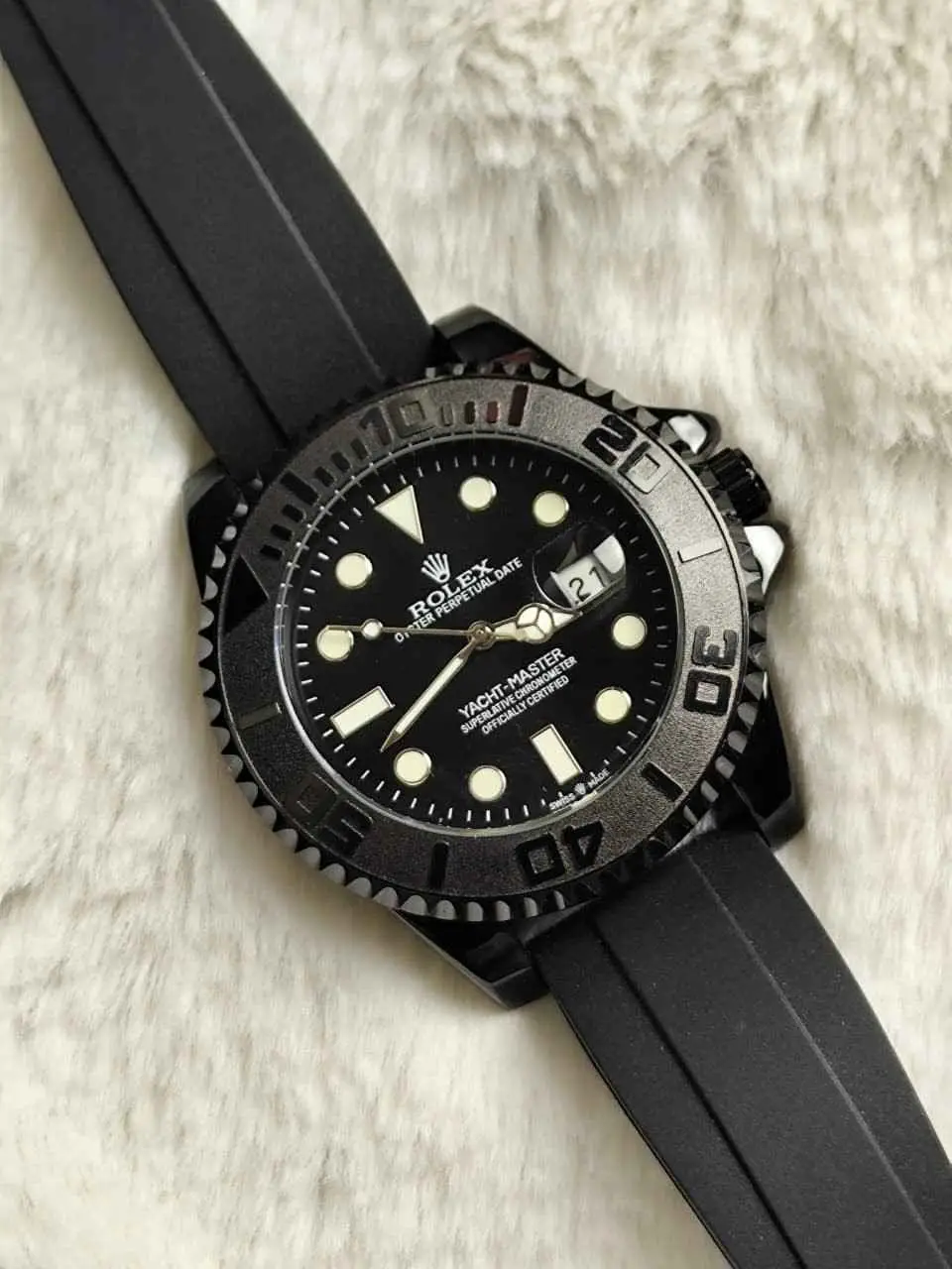 Full Black