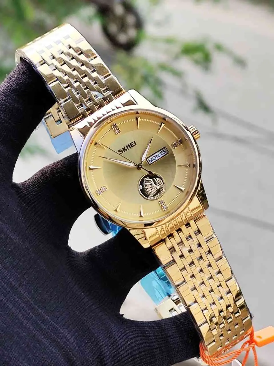 Full Gold